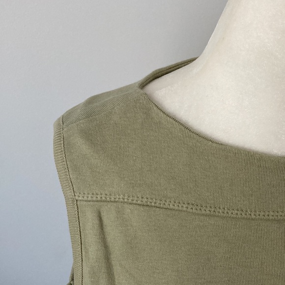 Liz Claiborne Boatneck Line Sleeveless Top - Picture 3 of 8